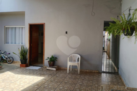 Casa à venda com 3 quartos, sendo 1 suíte, em Convívio do Santo, Porto Feliz, SP