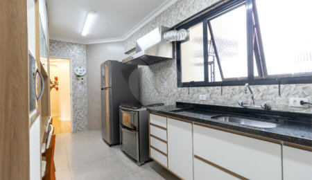 Apartamento à venda com 3 suítes em Vila Mascote, São Paulo, SP