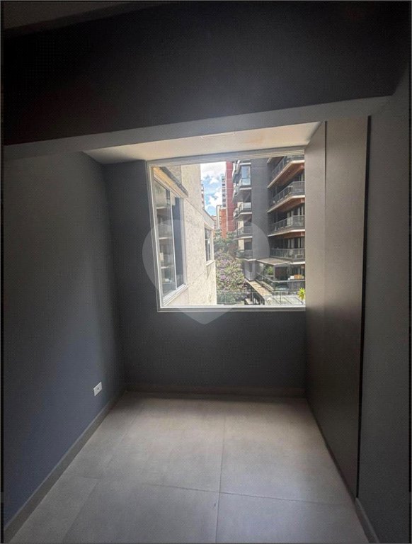 Apartamento à venda com 3 quartos, sendo 1 suíte, em Jardim Paulista, São Paulo, SP