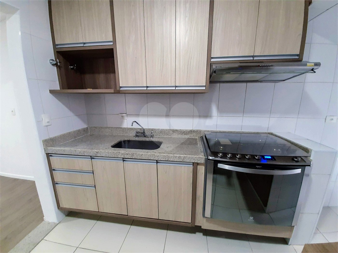 Apartamento à venda ou para alugar com 3 quartos, sendo 1 suíte, em Vista Alegre, Vinhedo, SP
