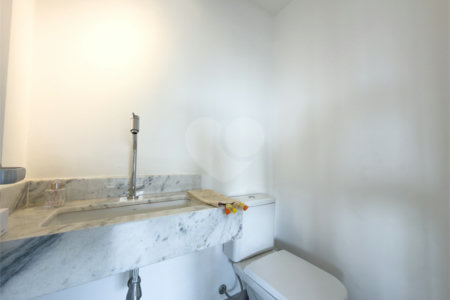 Apartamento à venda com 3 suítes em Pinheiros, São Paulo, SP