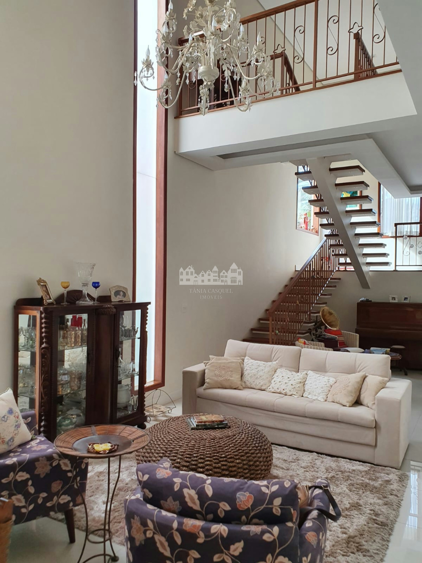 Casa para locação no Jardim Paulista – um refúgio com vista deslumbrante em Atibaia