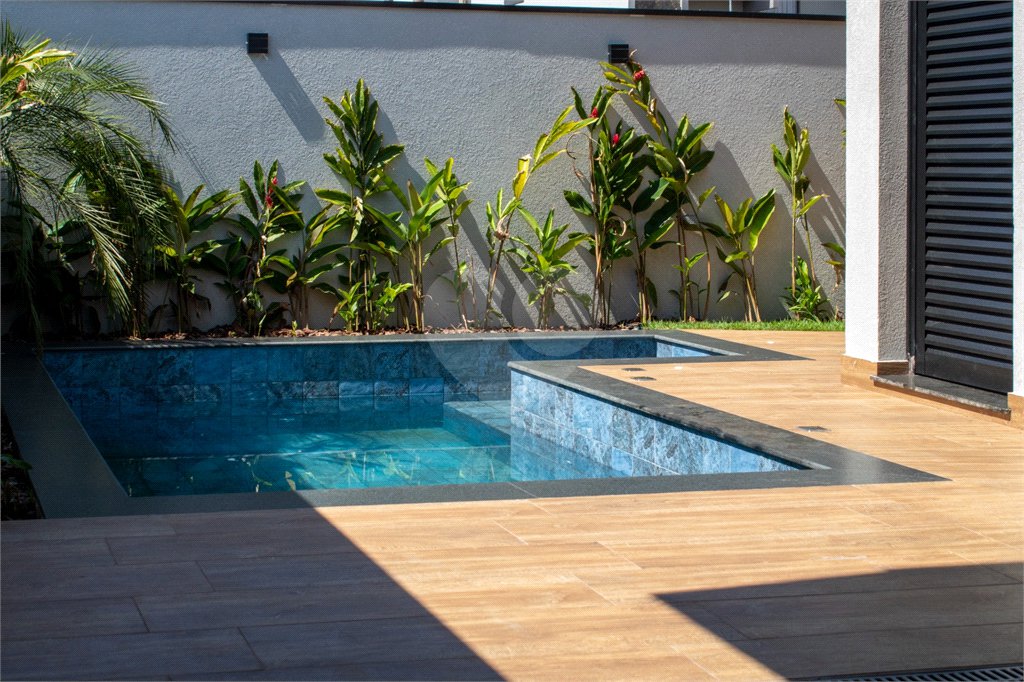 Casa à venda com 3 suítes no condomínio La Dolce Vita, Paulínia - SP