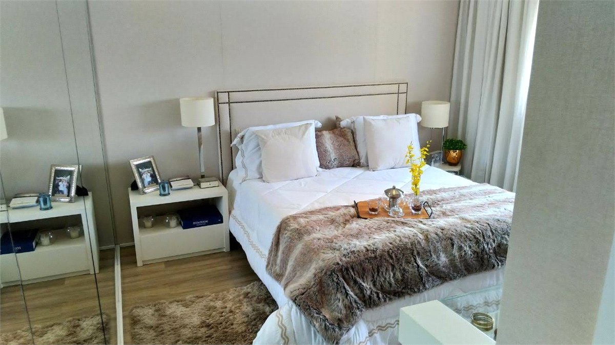 Apartamento à venda com 4 suítes em Jardim Guedala, São Paulo, SP