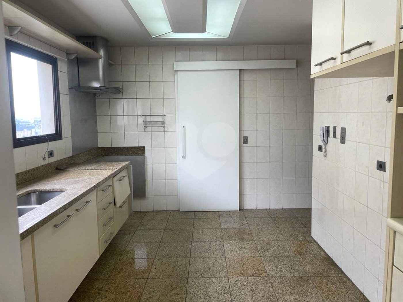 Apartamento à venda com 4 suítes em Vila Suzana, São Paulo, SP