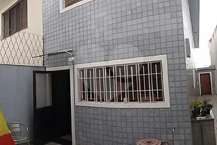 Sobrado à venda com 3 quartos, sendo 1 suíte,  em Vila Guilherme, São Paulo, SP