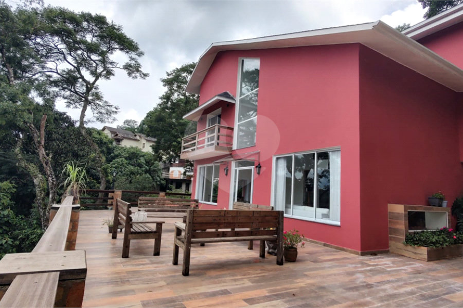 Casa à venda com 6 suítes em Serra da Cantareira, Mairiporã, SP
