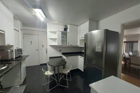 Apartamento à venda com 3 quartos, sendo 2 suítes,  em Cidade São Francisco, São Paulo, SP