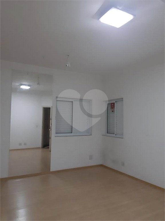 Apartamento à venda com 2 quartos em Cerqueira César, São Paulo, SP
