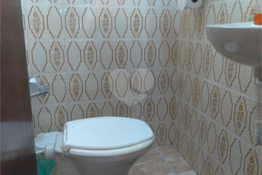 Sobrado à venda com 3 quartos, sendo 1 suíte, em Santa Teresinha, São Paulo, SP