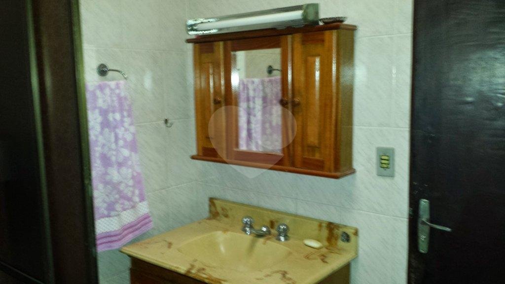 Casa à venda com 3 quartos, sendo 1 suíte, em Itaquera, São Paulo, SP