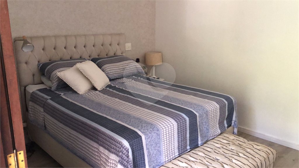 Casa à venda com 3 quartos, sendo 1 suíte,  no condomínio Alpes da Cantareira, Mairiporã - SP