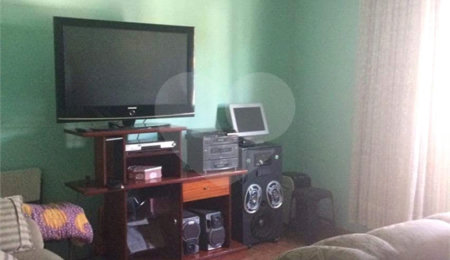 Casa à venda com 4 quartos, sendo 1 suíte,  em Vila Maria, São Paulo, SP