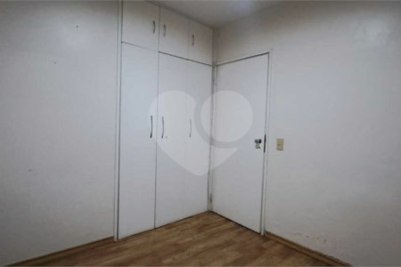 Apartamento à venda com 3 quartos, sendo 1 suíte, em MOEMA, São Paulo, SP