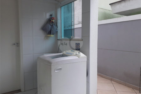 Sobrado à venda com 3 suítes em Vila Vitório Mazzei, São Paulo, SP