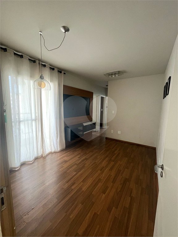 Apartamento à venda com 2 quartos em Jardim Guadalajara, Sorocaba, SP