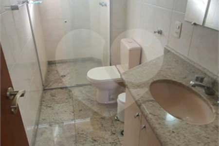 Apartamento à venda com 3 quartos, sendo 1 suíte, em Vila Paulicéia, São Paulo, SP