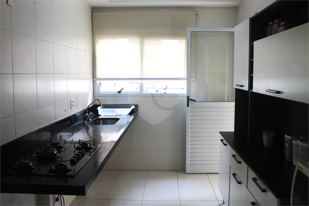 Apartamento à venda com 3 suítes em Vila Gilda, Santo André, SP