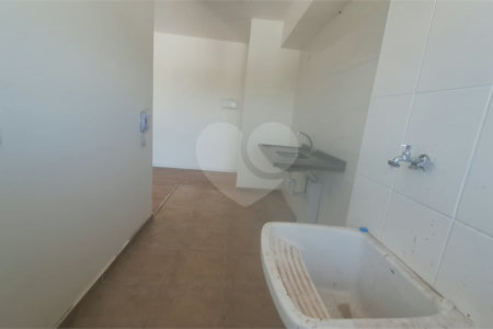 Apartamento à venda ou para alugar com 2 quartos, sendo 1 suíte, em Aparecidinha, Sorocaba, SP