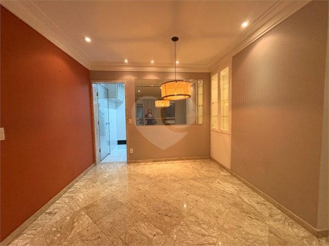 Apartamento à venda com 3 quartos, sendo 1 suíte,  em Santana, São Paulo, SP