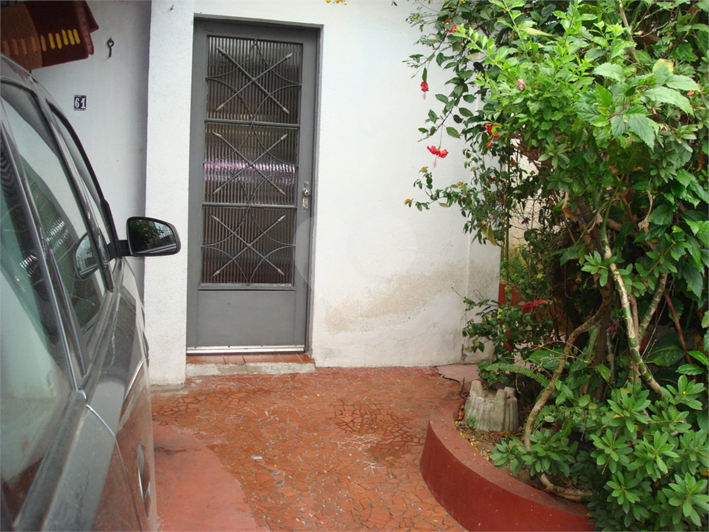 Sobrado à venda com 3 quartos em Vila Romanópolis, Ferraz de Vasconcelos, SP