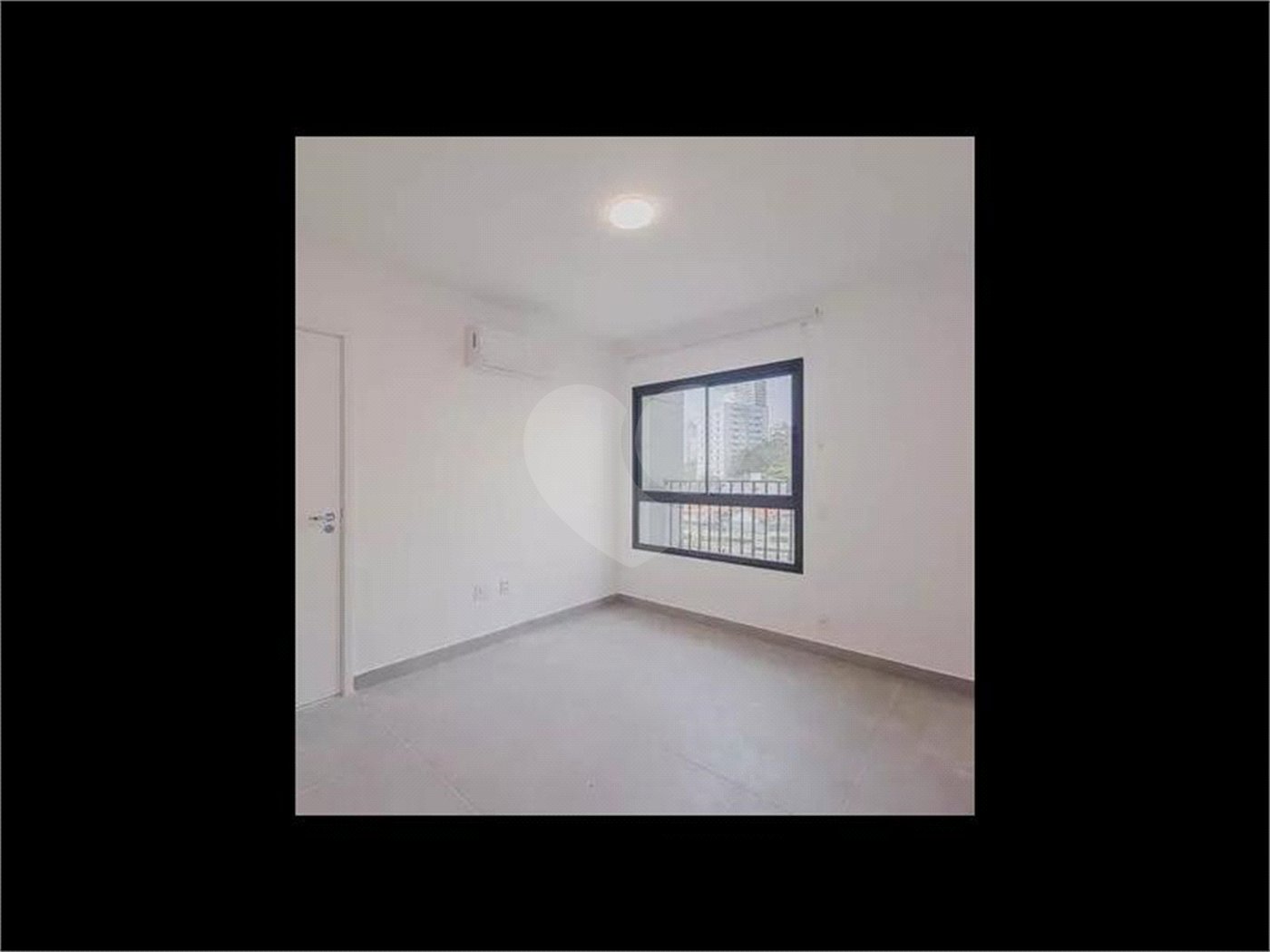Praticidade e Localização em Perdizes: Apartamento Compacto de 30 m²!