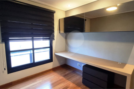 Apartamento à venda com 4 quartos, sendo 3 suítes, em Santana, São Paulo, SP