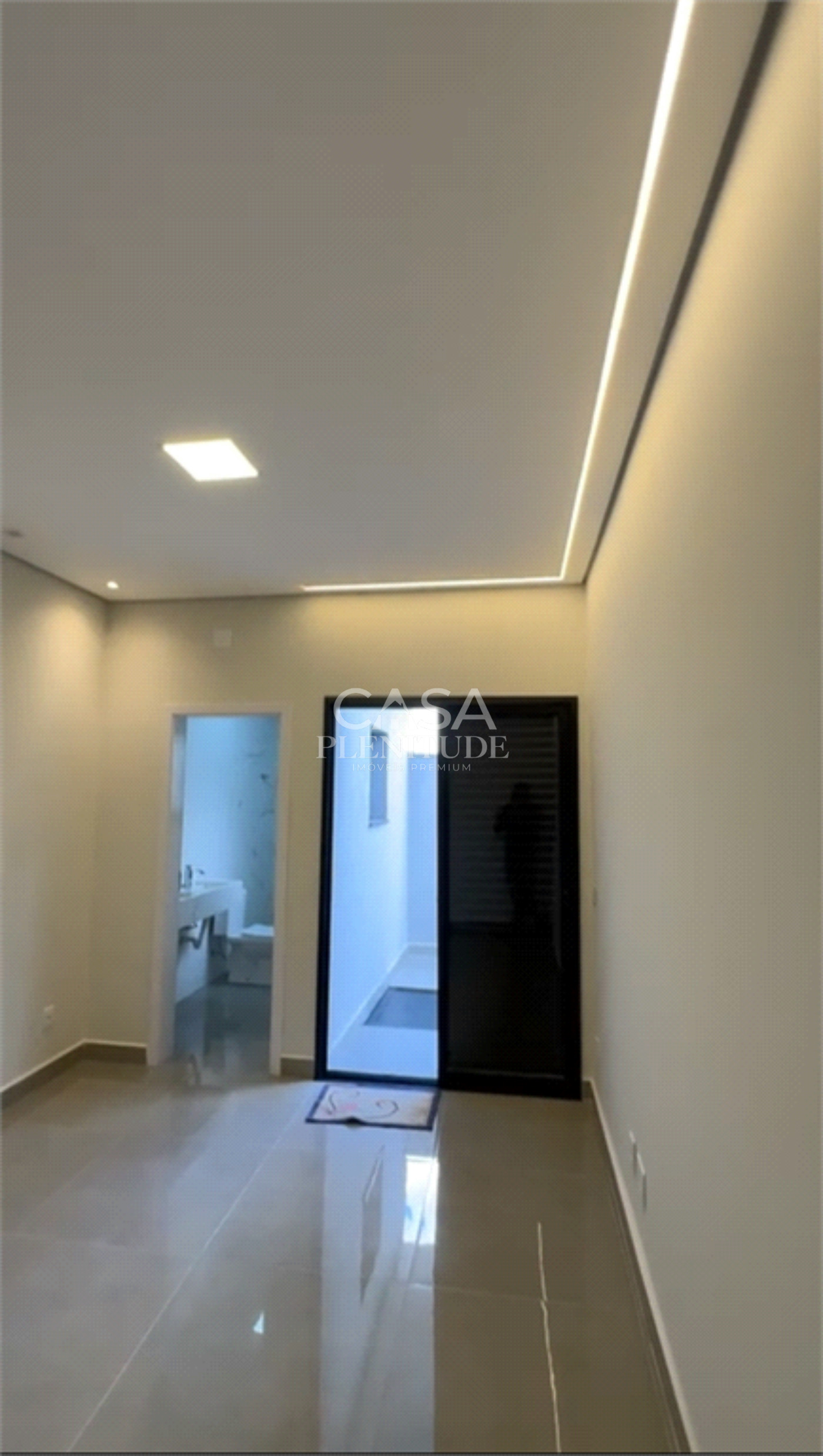 Casa em condomínio à venda com 3 suítes em Wanel Ville, Sorocaba, SP