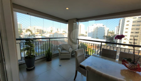 Apartamento para alugar com 4 quartos, sendo 3 suítes,  em Lapa, São Paulo, SP