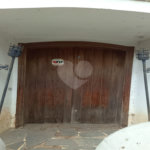 Casa à venda com 4 quartos, sendo 2 suítes, no condomínio Associação Reserva das Hortênsias, Mairiporã - SP