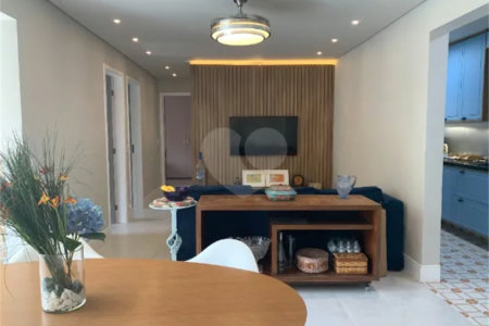 Apartamento à venda com 3 quartos, sendo 1 suíte, em Cidade São Francisco, São Paulo, SP