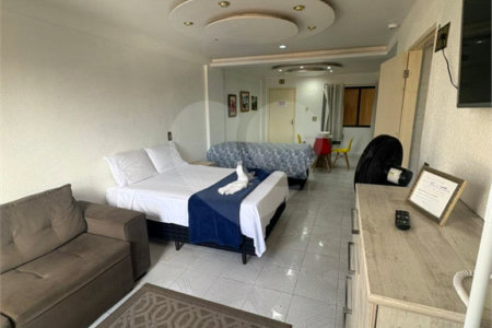 Flat à venda com 1 quarto no Centro, Mogi das Cruzes, SP