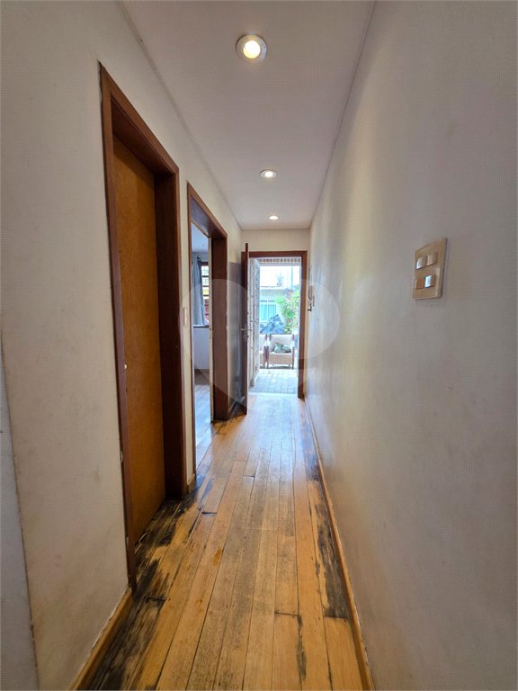 Casa de Vila à venda com 4 quartos, sendo 1 suíte, em Vila Mariana, São Paulo, SP