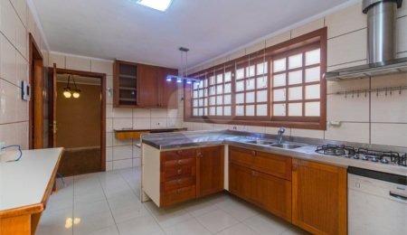 Sobrado à venda com 3 quartos, sendo 1 suíte,  em Jardim Prudência, São Paulo, SP