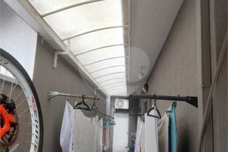 Casa à venda com 3 quartos, sendo 1 suíte, no condomínio Campos do Conde I, Paulínia - SP