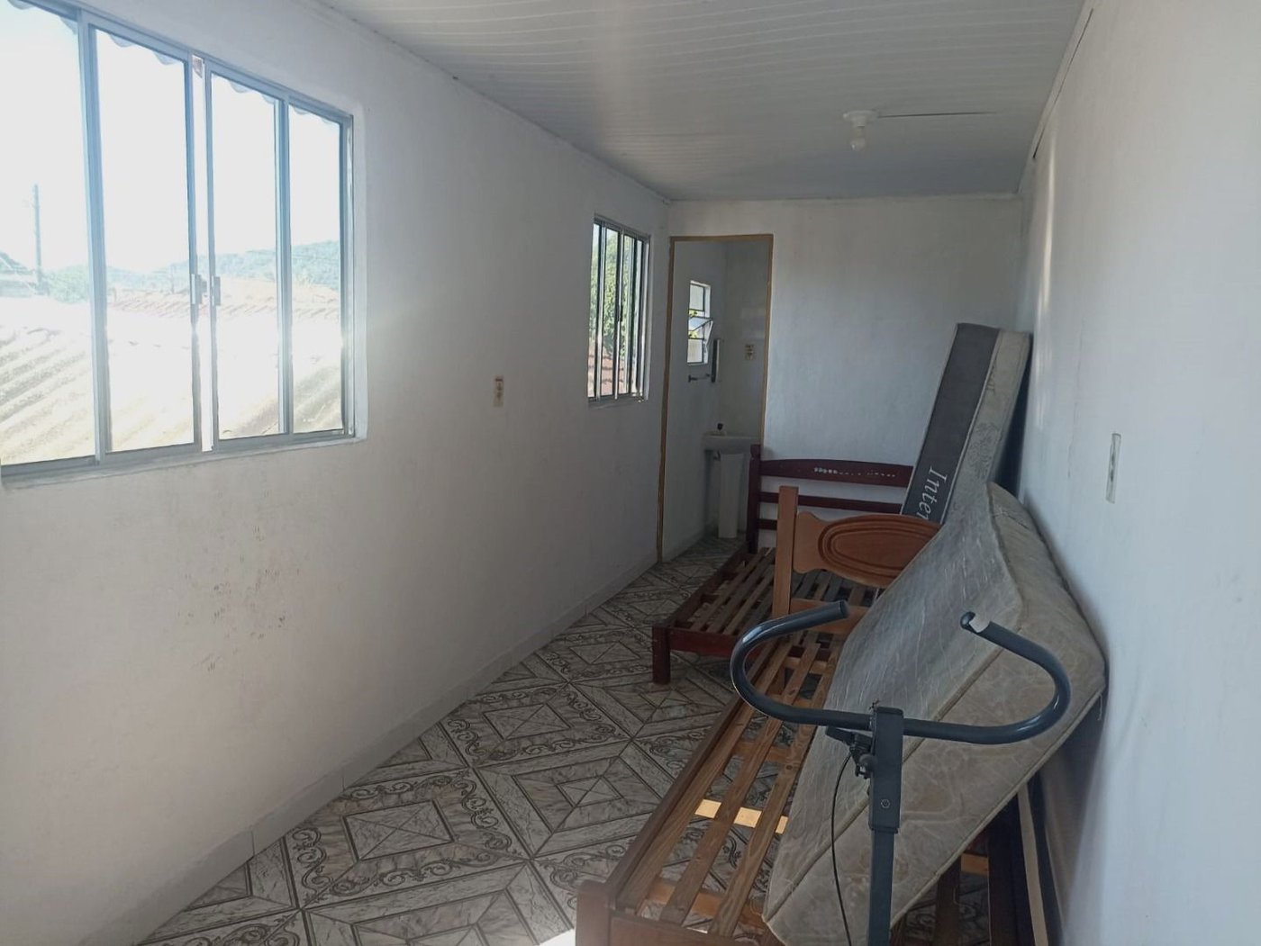 Casa com 2 dormitórios à venda, 244 m² por R$ 460.000,00 - Parque Bitaru - São Vicente/SP