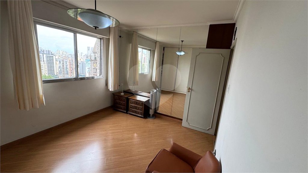 Apartamento à venda com 3 quartos, sendo 1 suíte, em Consolação, São Paulo, SP
