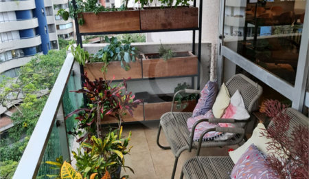 Apartamento à venda com 3 quartos, sendo 1 suíte,  em Jardim Ampliação, São Paulo, SP