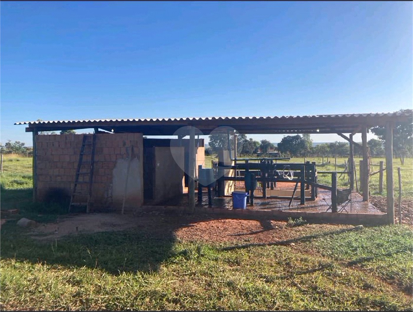Chácara à venda com 6 quartos no Centro, Terenos, MS