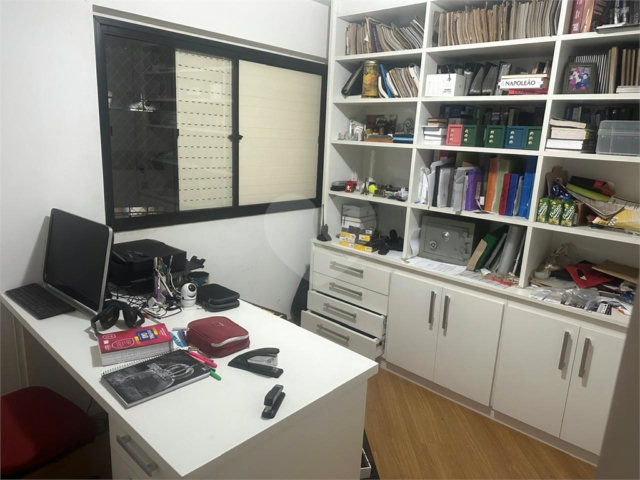 Apartamento à venda com 3 quartos, sendo 1 suíte,  em Vila Rosália, Guarulhos, SP