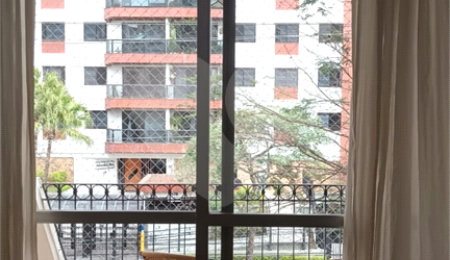 Apartamento à venda com 3 quartos, sendo 1 suíte,  em Vila Mariana, São Paulo, SP