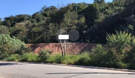 Terreno à venda no condomínio Parque Saint Arthur, São Paulo - SP