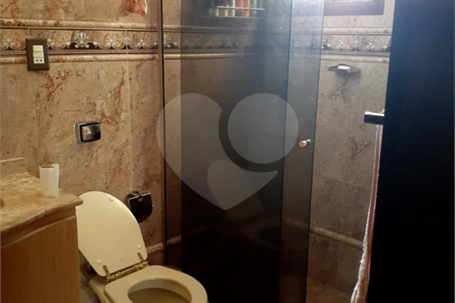 Sobrado à venda com 3 quartos, sendo 1 suíte,  em Vila Guilherme, São Paulo, SP