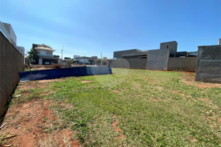 Terreno à venda em Residencial Volpi, Araraquara, SP