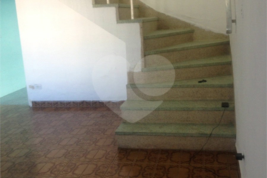 Sobrado à venda com 4 quartos em Limão, São Paulo, SP