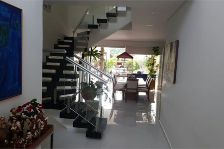 Casa à venda com 5 suítes no condomínio Vale do Sol, Bom Jesus dos Perdões - SP