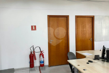 Sala à venda ou para alugar no Centro, São Paulo, SP