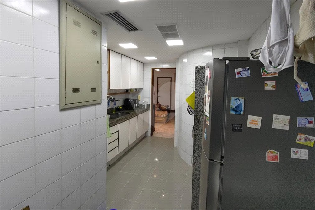 Apartamento à venda com 3 quartos, sendo 1 suíte, em Copacabana, Rio de Janeiro, RJ