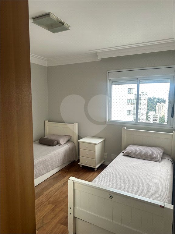 Apartamento à venda com 4 quartos, sendo 3 suítes,  em Real Parque, São Paulo, SP