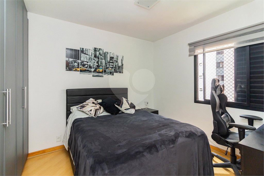 Apartamento à venda com 4 quartos, sendo 3 suítes, em Alto da Lapa, São Paulo, SP